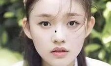 林允爆料机场视频播放,揭秘明星日常出行瞬间